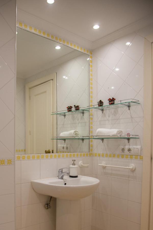 Ispal Apartment & Parking Seville Historic Center Vutse06601 Экстерьер фото