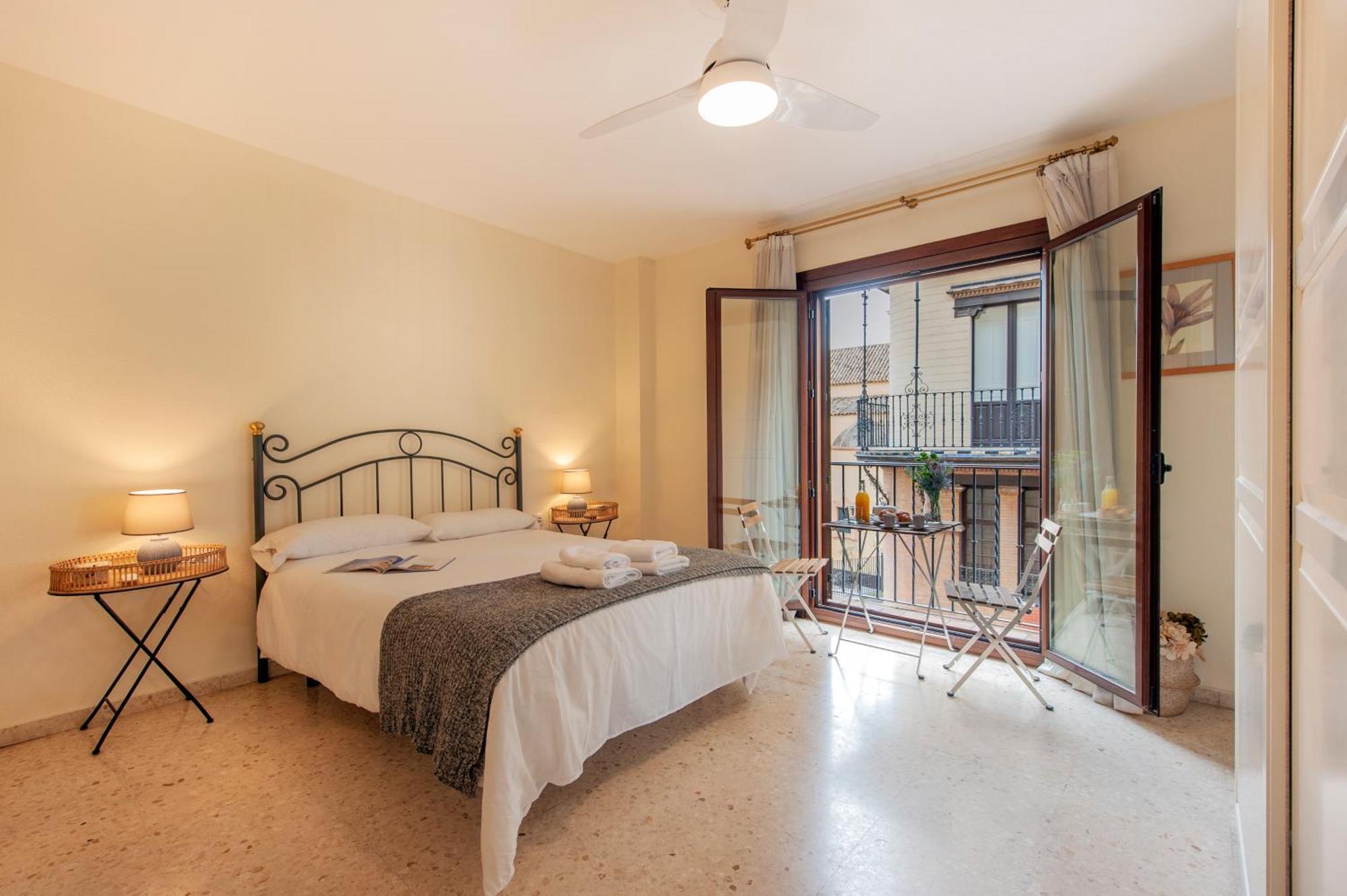 Ispal Apartment & Parking Seville Historic Center Vutse06601 Экстерьер фото